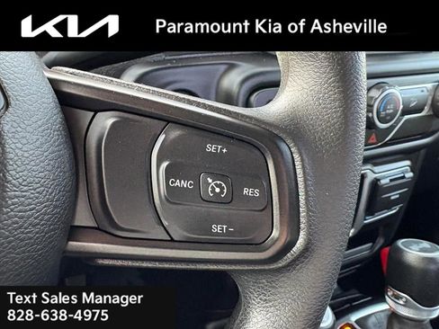 Used 2020 Jeep Wrangler Sport image 23