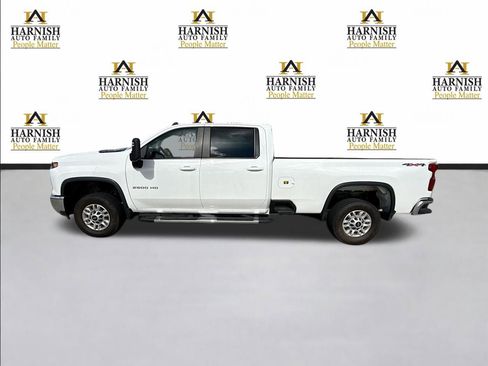 Used 2025 Chevrolet Silverado 2500 LT w/ Convenience Package image 2
