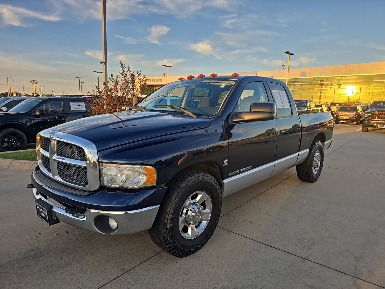 Used 2003 Dodge Ram 3500 Truck SLT RWD image 3