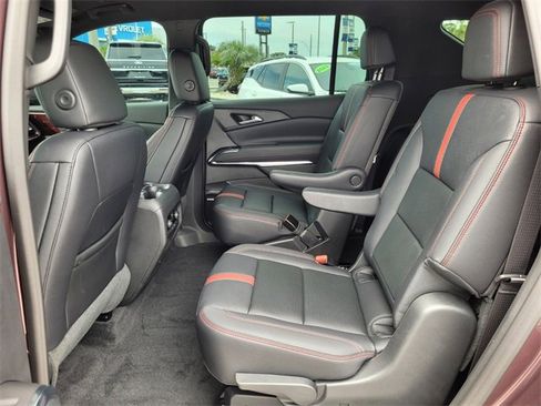 Used 2025 Chevrolet Traverse RS w/ LPO, Floor Liner Package image 16