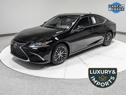 Used 2025 Lexus ES 350 w/ Premium Package