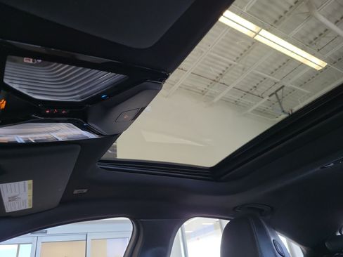 Used 2023 BMW i4 eDrive40 w/ Premium Package RWD image 28