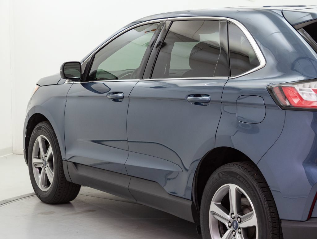 Used 2019 Ford Edge SEL w/ Equipment Group 201A AWD/4WD image 13