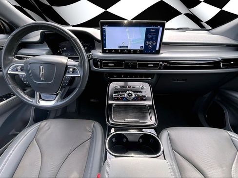 Used 2021 Lincoln Nautilus Reserve image 15