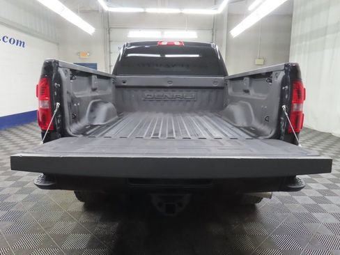 Used 2015 GMC Sierra 2500 Denali w/ Duramax Plus Package AWD/4WD image 34