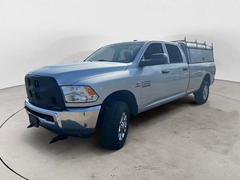 Used 2018 RAM 2500 Tradesman w/ Chrome Appearance Group image 6