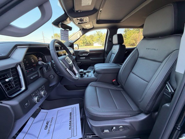 New 2026 GMC Sierra 1500 Denali w/ Denali Reserve Package AWD/4WD image 7