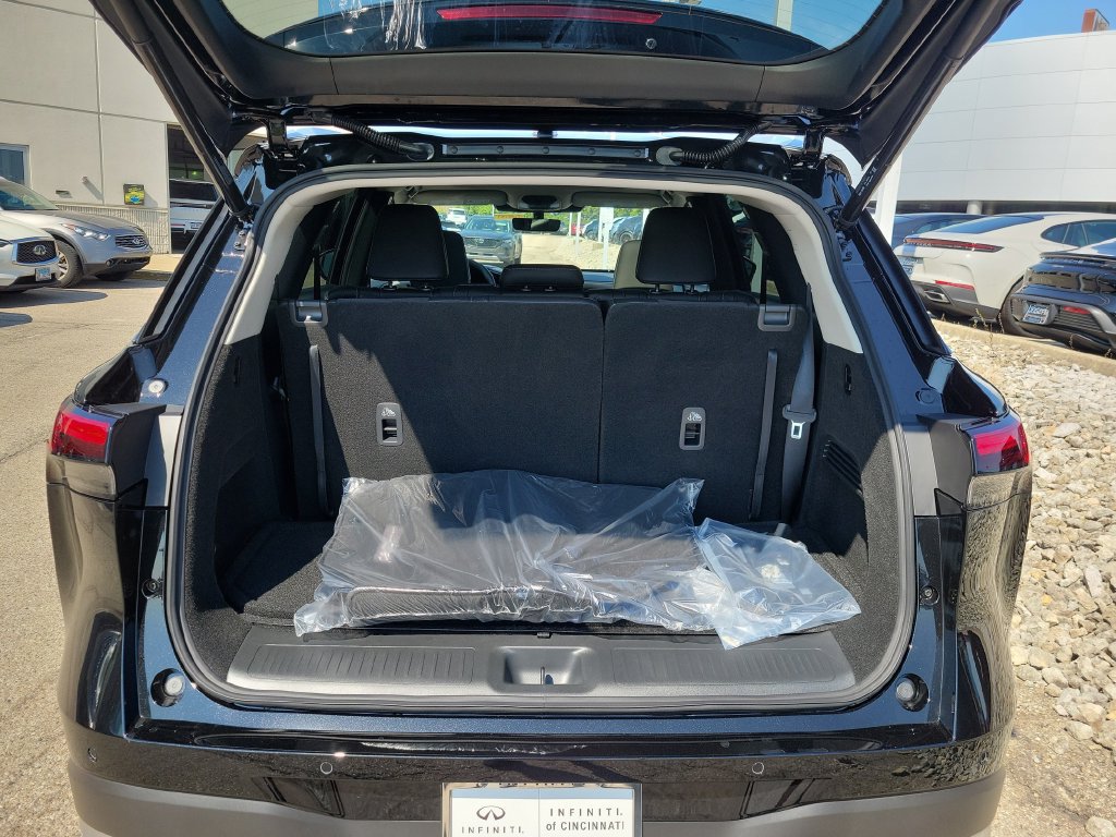 New 2027 INFINITI QX60 Luxe AWD/4WD image 17