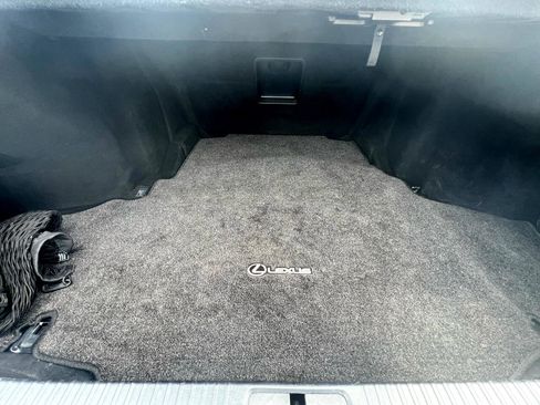 Used 2016 Lexus GS 200t image 30