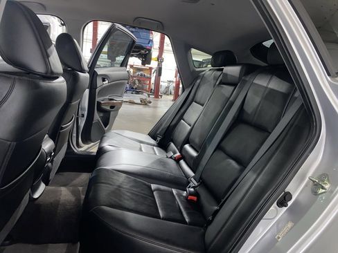 Used 2012 Honda Crosstour EX-L image 13