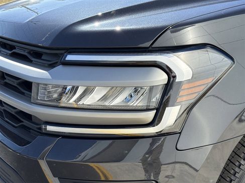 Certified 2024 Ford Expedition XLT image 5