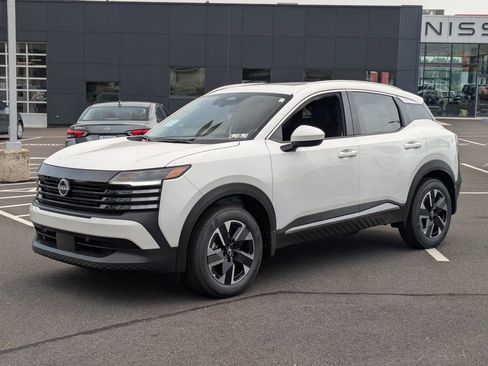 New 2025 Nissan Kicks SV w/ SV Premium Package image 3