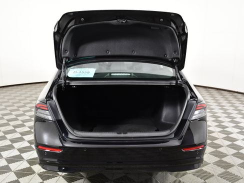 Used 2025 Honda Accord EX-L image 39