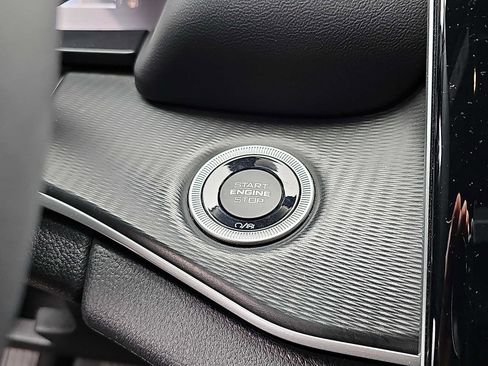 Used 2023 Jeep Grand Cherokee L Laredo image 26