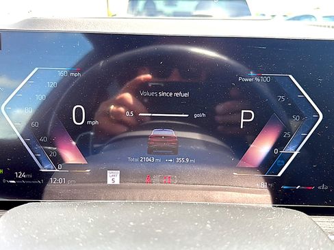 Used 2025 BMW X6 xDrive40i w/ Climate Comfort Package AWD/4WD image 10
