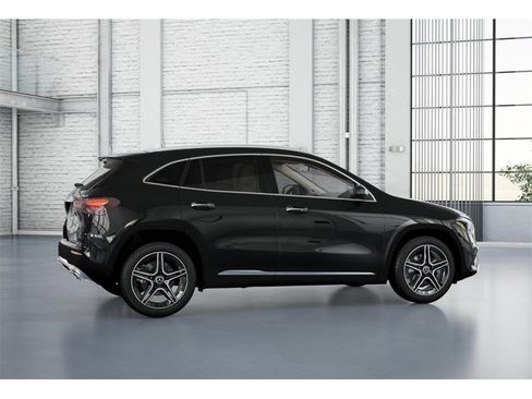 New 2026 Mercedes-Benz GLA 250 4MATIC image 18