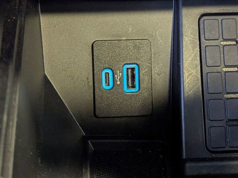 Certified 2023 Ford F150 Platinum w/ Equipment Group 701A High image 29