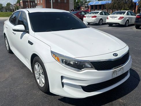 Used 2018 Kia Optima LX FWD image 3