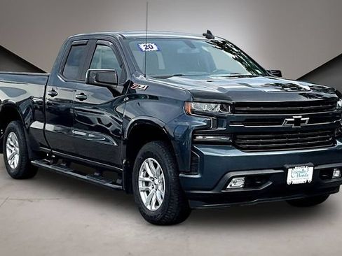 Used 2020 Chevrolet Silverado 1500 RST AWD/4WD image 3