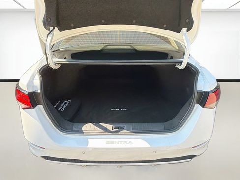 Used 2024 Nissan Sentra SV FWD image 22