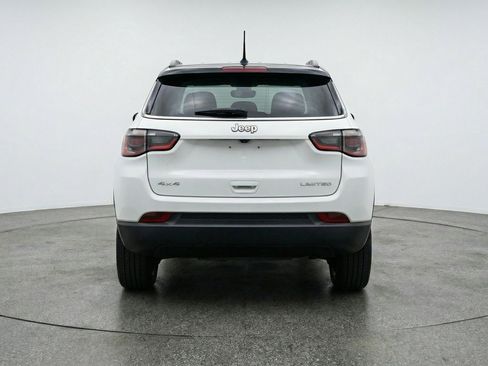 Used 2025 Jeep Compass Limited AWD/4WD image 7