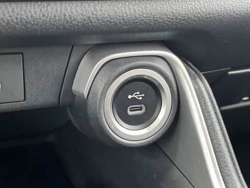 Used 2024 Toyota Grand Highlander XLE image 9