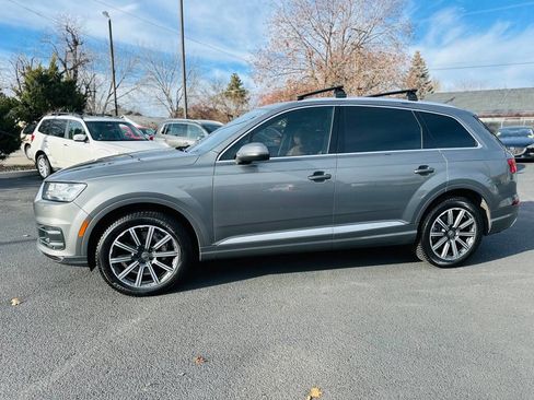 Used 2017 Audi Q7 3.0T Premium Plus w/ Premium Plus Package image 4