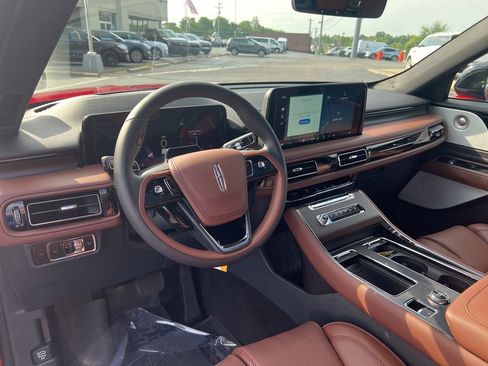 New 2025 Lincoln Aviator Reserve w/ Equipment Group 201A image 23