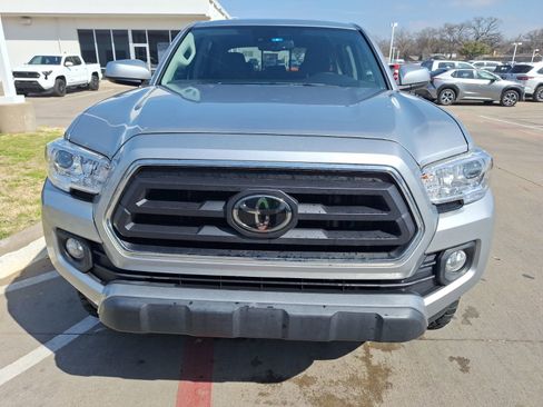Used 2022 Toyota Tacoma SR5 image 9