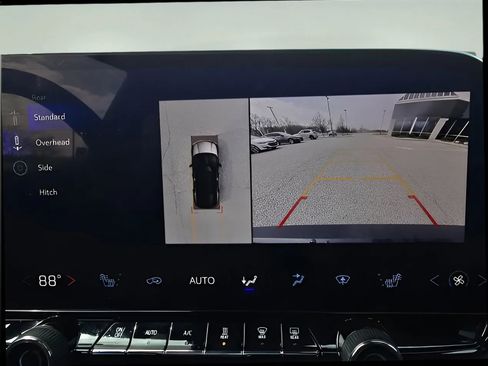 Used 2024 Chevrolet Blazer EV LT AWD/4WD image 27