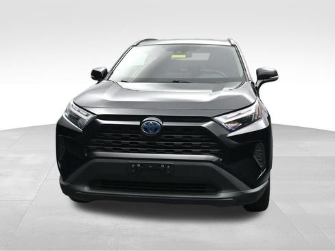 Used 2023 Toyota RAV4 XLE w/ XLE Grade Weather Package AWD/4WD image 8