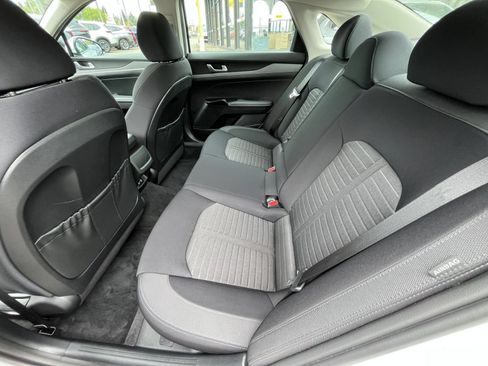 Used 2025 Kia K5 LXS FWD image 27