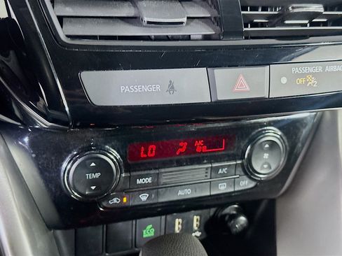 Used 2024 Mitsubishi Eclipse Cross LE image 22