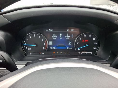 Certified 2022 Ford Explorer XLT w/ Equipment Group 202A AWD/4WD image 22