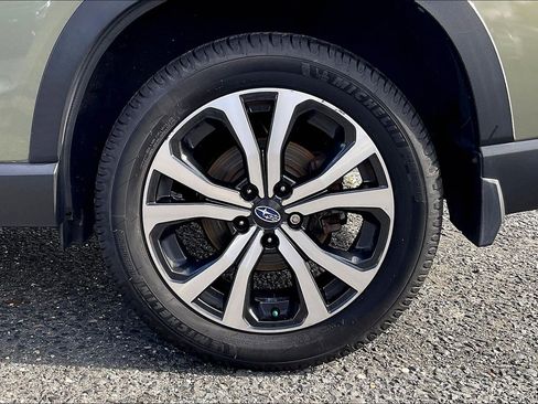 Used 2019 Subaru Forester Limited image 10