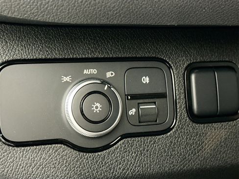 Certified 2025 Mercedes-Benz Sprinter 2500 image 11