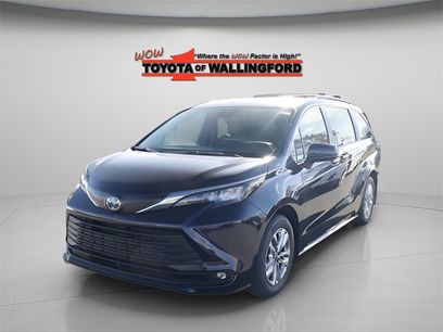 New 2025 Toyota Sienna XLE w/ XLE Plus Package