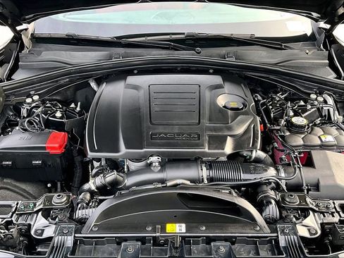 Used 2025 Jaguar F-PACE R-Dynamic S image 27