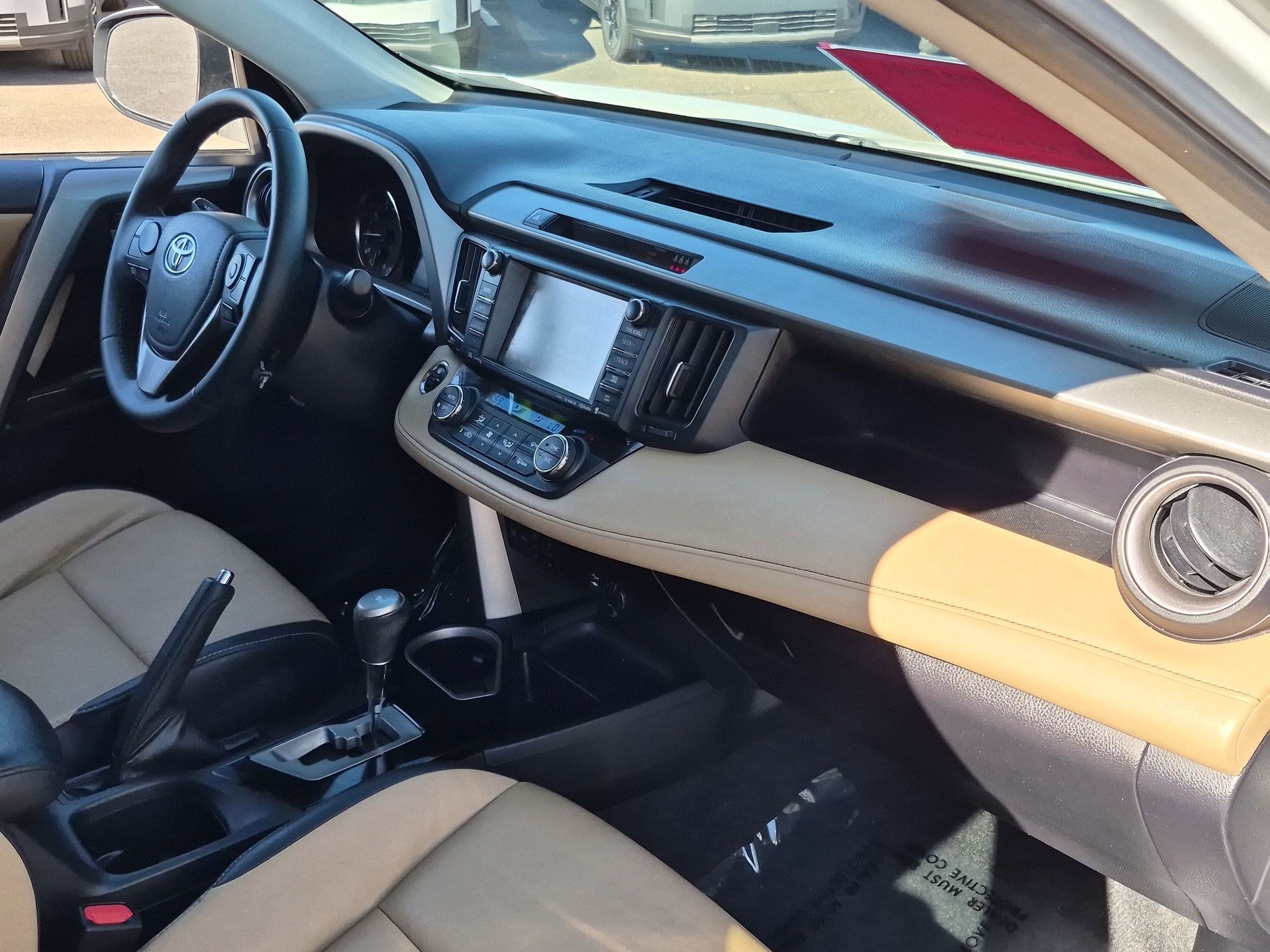 Used 2017 Toyota RAV4 Limited w/ Carpet Mat Package FWD image 26