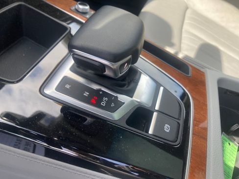 Used 2022 Audi Q5 2.0T Premium Plus image 33