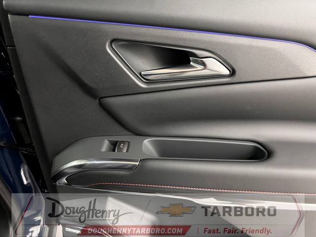 New 2027 Chevrolet Traverse RS w/ LPO, Floor Liner Package FWD image 40