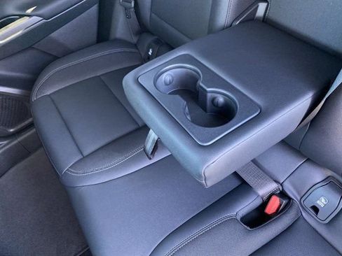 New 2026 Chevrolet Equinox EV LT w/ Convenience Package II image 25