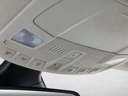 Used 2020 Ford Edge Titanium w/ Equipment Group 301A image 12