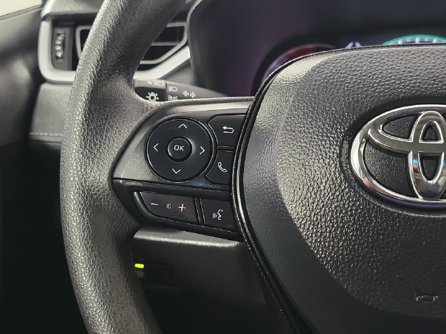 Used 2025 Toyota RAV4 LE FWD image 26