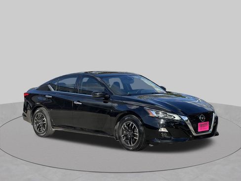 Used 2019 Nissan Altima 2.5 SL FWD image 8
