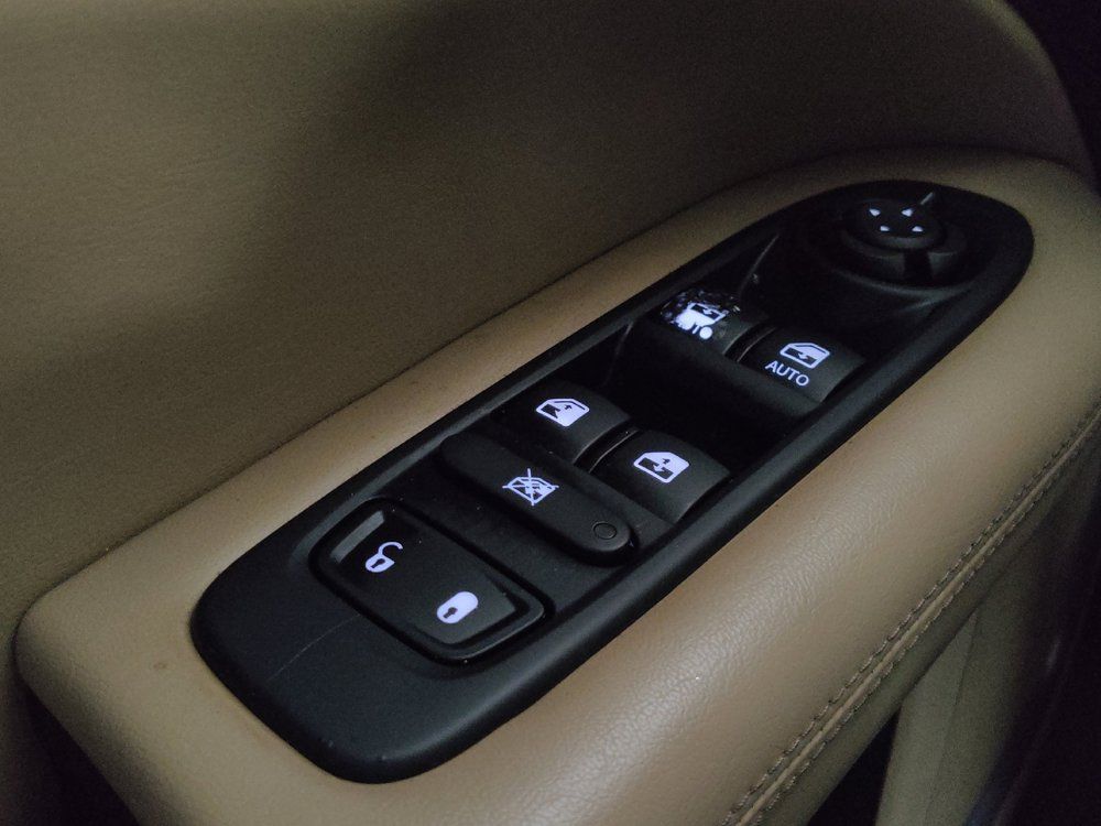 Used 2019 Jeep Compass Sport FWD image 27