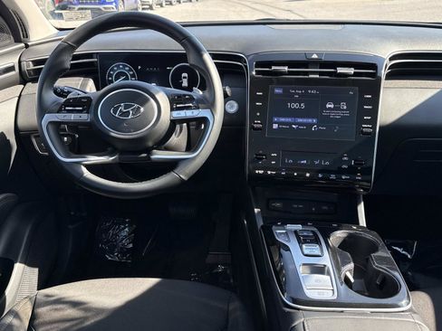 Certified 2022 Hyundai Tucson SEL w/ Cargo Package AWD/4WD image 2