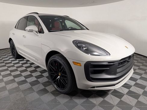 New 2026 Porsche Macan GTS AWD/4WD image 9