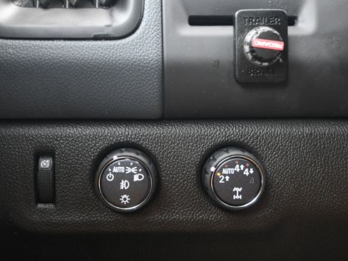 Used 2022 Chevrolet Colorado Z71 image 12