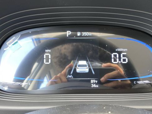 New 2026 Hyundai Venue SEL FWD image 30